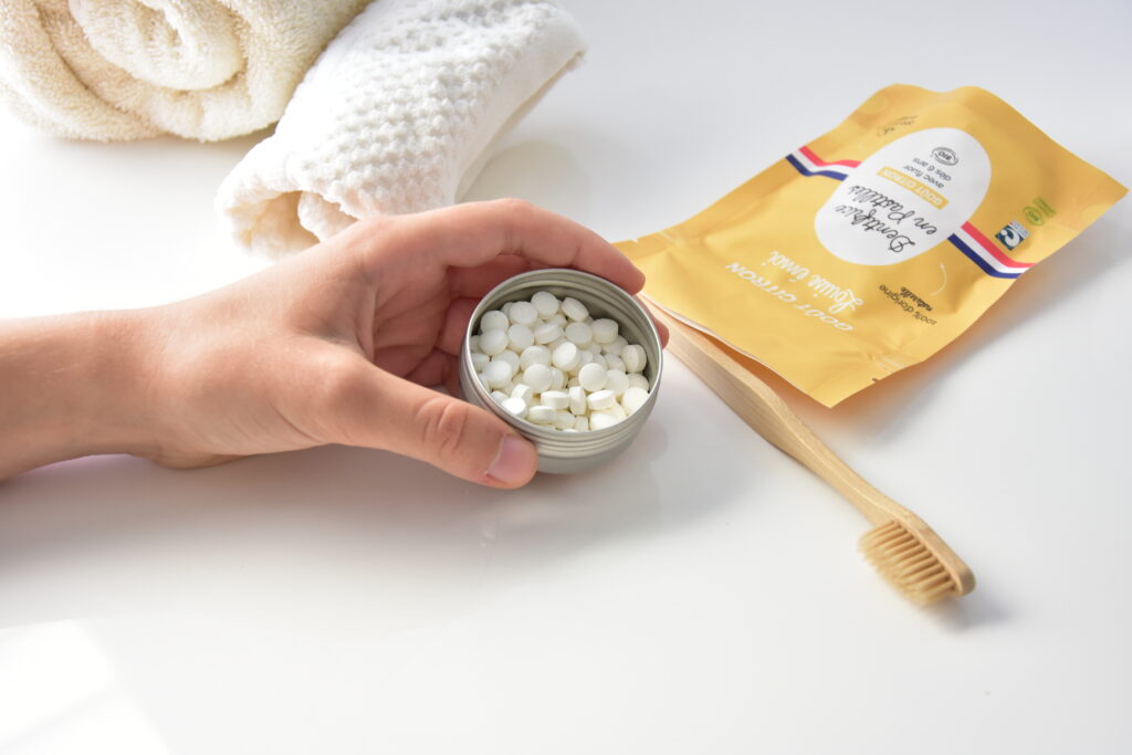 recharge dentifrice solide