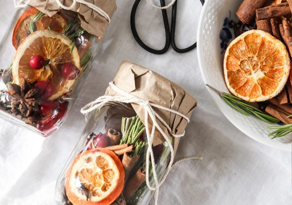 pot-pourri pot-pourri